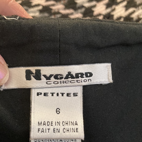 Nygard Collection Skirt Lined Petites Size 6 - Picture 3 of 5